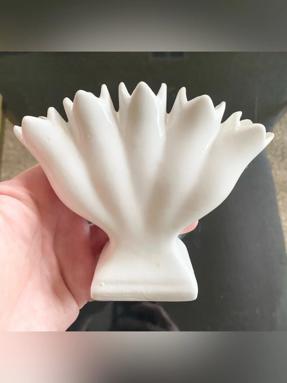 VTG ELPA Alcobaca White 5-Finger Scalloped Tulipiere Bud Vase Portugal